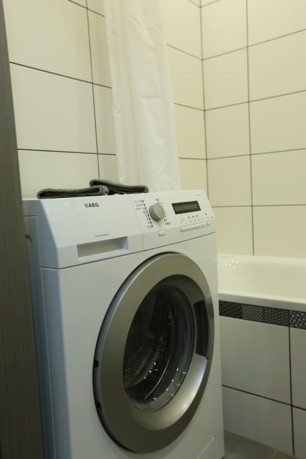 Comfy 2 Room Apartment - Free Parking - 350Mbps Wifi - Netflix 考纳斯 外观 照片